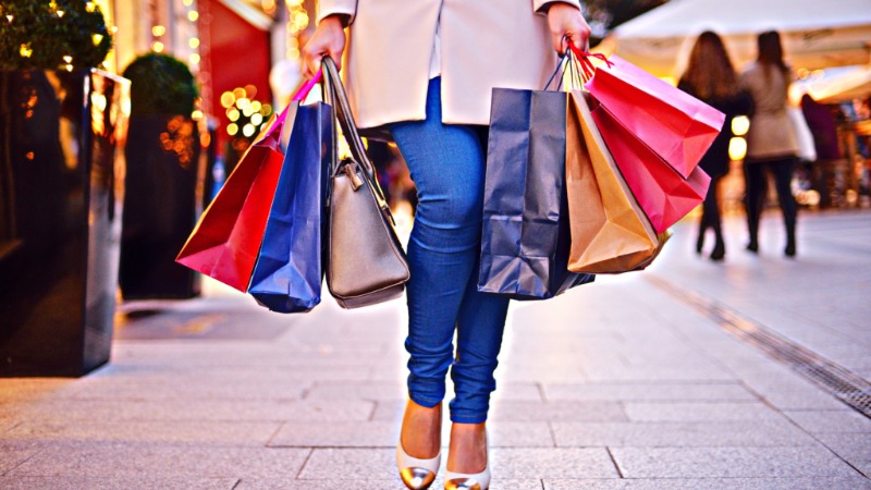 lady-shopping